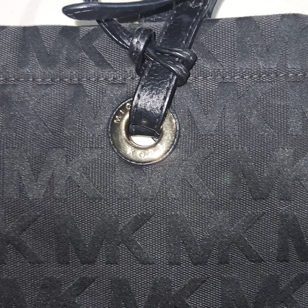 Michael Kors Black Tote Bag OS - Picture 5 of 7